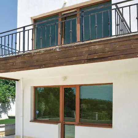 Two-bedroom In Apartman *