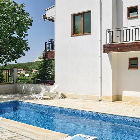 Two-bedroom In Apartman